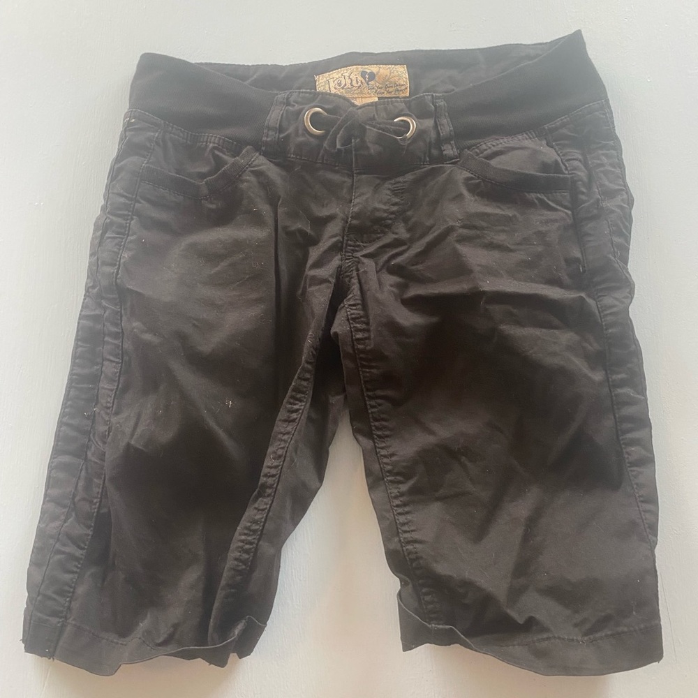 Jolt - Size 3 Black Mid Length Shorts